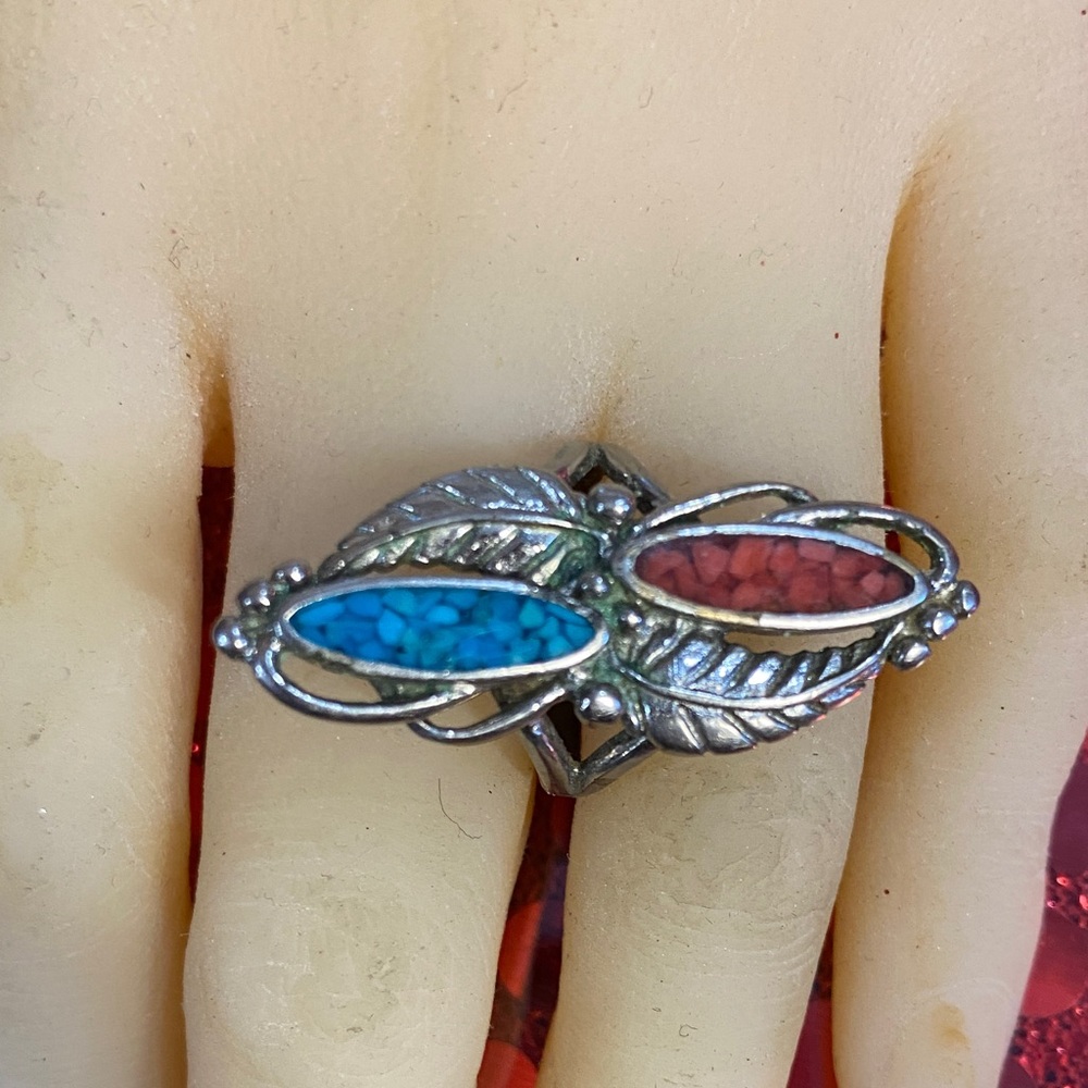 Vintage Turquoise and Coral Ring Sz 5-1/2 - Picture 4 of 5